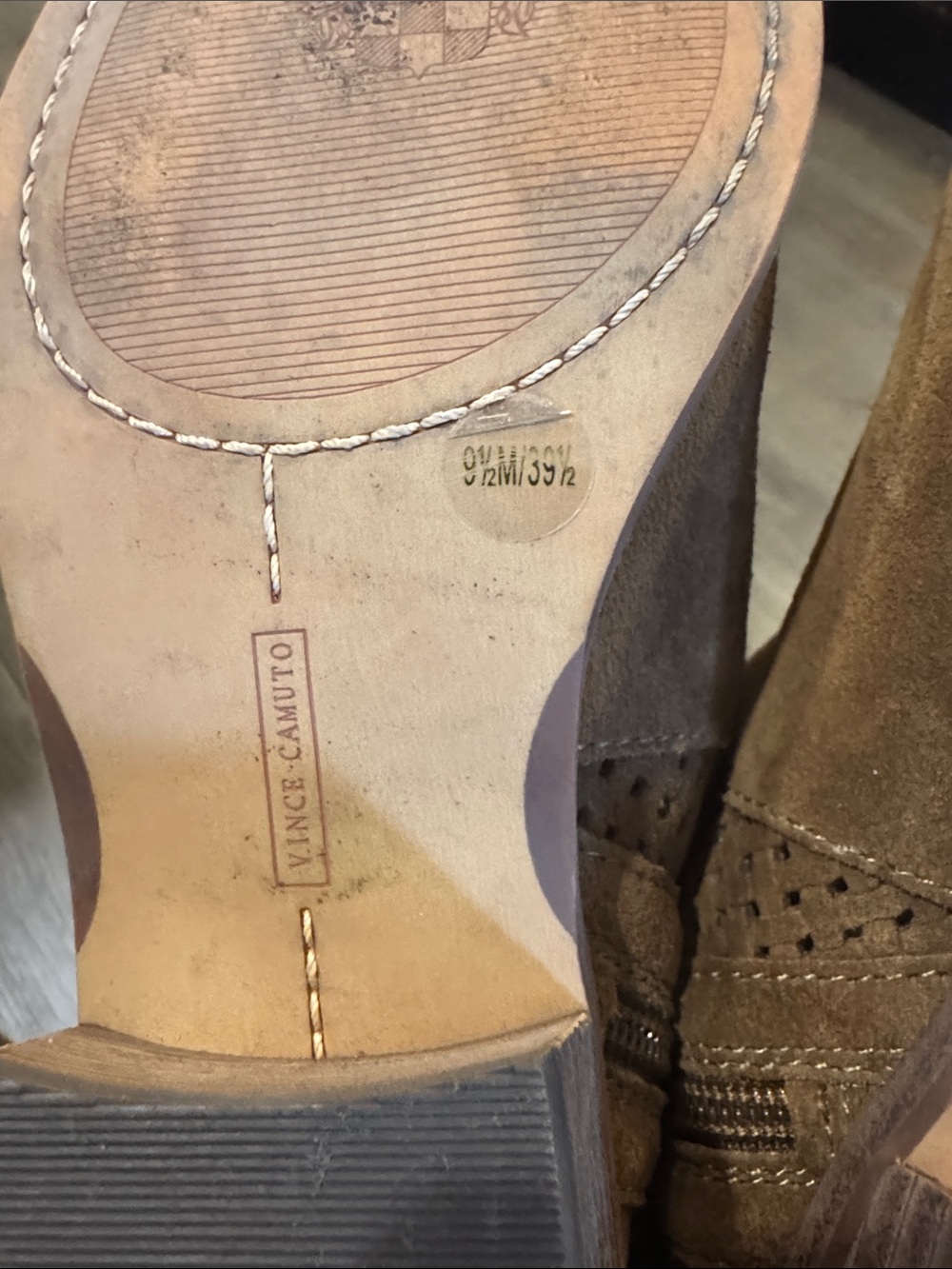 Vince Camuto Suede Ankle Booties w Silver Accents. 9.5 39.5EU. Like New!🔥 - Picture 7 of 10